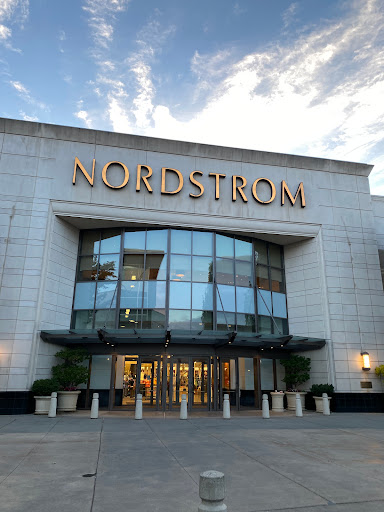 Department Store «Nordstrom Alderwood Mall», reviews and photos, 3200 184th St SW, Lynnwood, WA 98037, USA