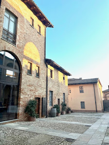 Relais Palazzo Paleologi - Secolo XIV Via Cardinale Bobba, 4, 15040 Lu Monferrato AL, Italia