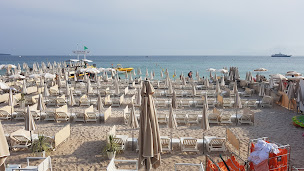 Photo n°34 de Vilebrequin La Plage Ondine - Restaurant & Beach Club à Cannes ()