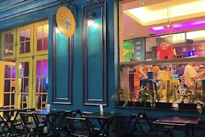 Casario 179 | Samba | Café Bar | Em Manaus image