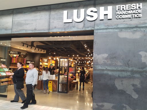 Cosmetics Store «LUSH», reviews and photos, 1961 Chain Bridge Rd, McLean, VA 22102, USA
