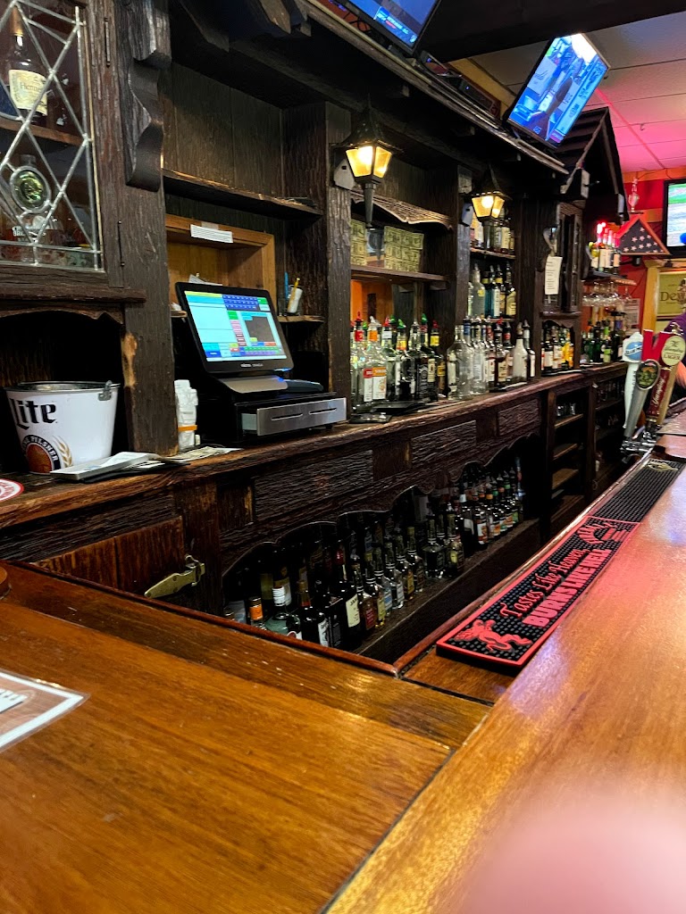 Cora's 1850 Bistro 18428