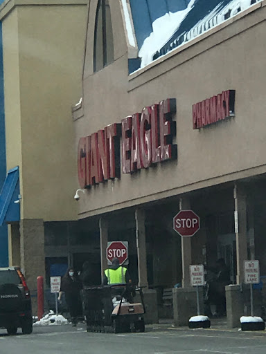 Supermarket «Giant Eagle Supermarket», reviews and photos, 5055 Library Rd #5, Bethel Park, PA 15102, USA