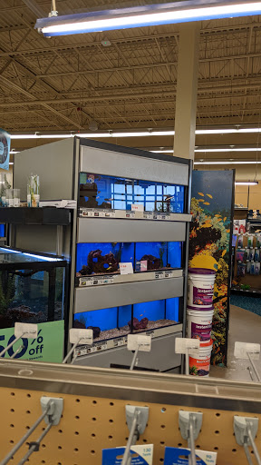 Pet Supply Store «Petco Animal Supplies», reviews and photos, 10315 E Shelby Dr, Collierville, TN 38017, USA