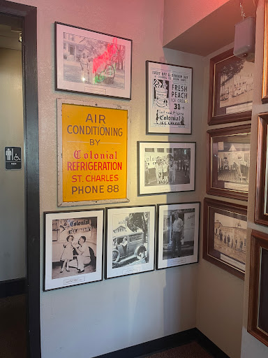 Family Restaurant «Colonial Cafe - St Charles East», reviews and photos, 1625 E Main St, St Charles, IL 60174, USA