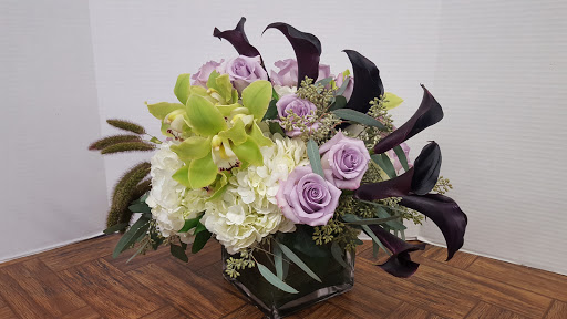 Florist «Foti Flowers At Yuess Gardens», reviews and photos, 406 3rd St, Newburgh, NY 12550, USA