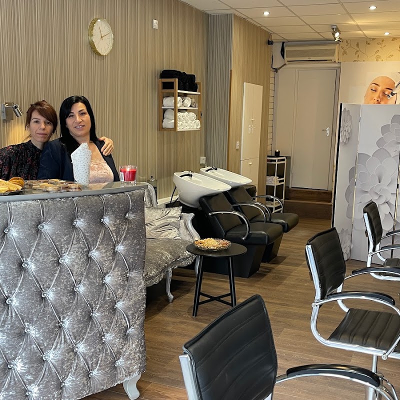 Hair Beauty Salon Eri & Besa