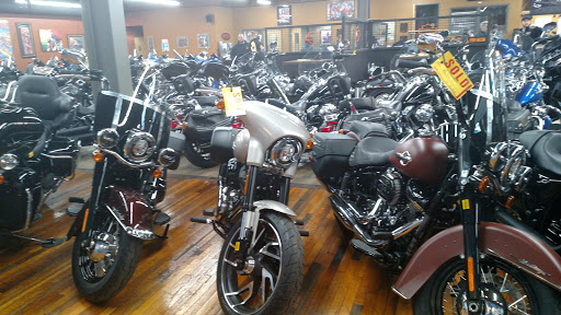 Harley-Davidson Dealer «House of Harley-Davidson®», reviews and photos, 6221 W Layton Ave, Milwaukee, WI 53220, USA