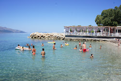 Radhime beach II'in fotoğrafı birden fazla geniş koy ile birlikte