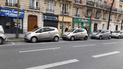 Station de recharge pour véhicules électriques à Paris