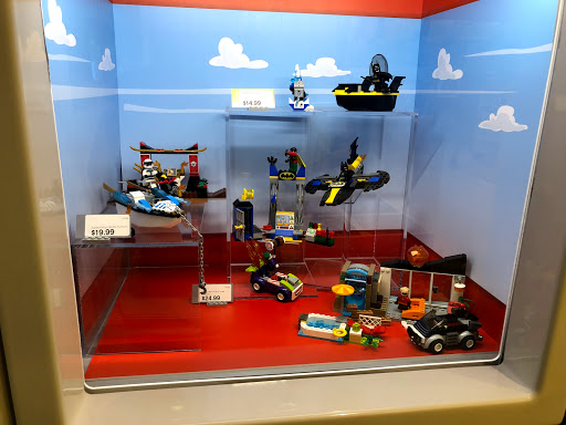 Toy Store «The LEGO Store», reviews and photos, 55 W County Center Dr, Des Peres, MO 63131, USA