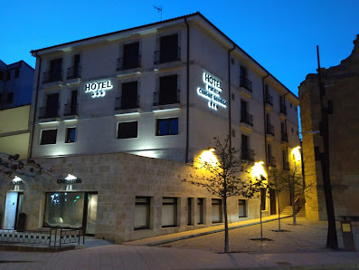 Hotel Puerta Ciudad Rodrigo Av. Portugal, nº 2, 37500 Cdad. Rodrigo, Salamanca, España