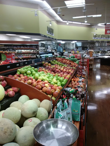 Liquor Store «Winn-Dixie Wine & Spirits», reviews and photos, 678 N Federal Hwy, Fort Lauderdale, FL 33304, USA