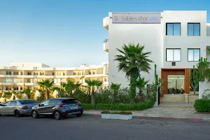 SABLES D'OR Appart & Hotel image