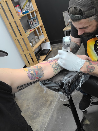 Tattoo Shop «Boss Frog Tattoos», reviews and photos, 4023 W University Dr, McKinney, TX 75071, USA