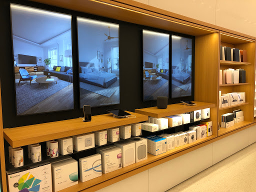 Computer Store «Apple Memorial City», reviews and photos, 303 Memorial City Mall, Houston, TX 77024, USA