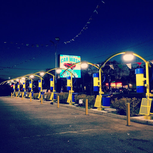 Car Wash «Wash N Roll Car Wash & Auto Repair», reviews and photos, 120 W Suffolk Ave, Central Islip, NY 11722, USA