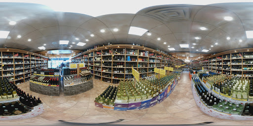 Wine Store «Pavilion Wine and Spirits», reviews and photos, 361 S Oyster Bay Rd, Plainview, NY 11803, USA
