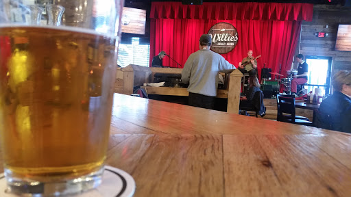 American Restaurant «Willies Locally Known», reviews and photos, 286 Southland Dr, Lexington, KY 40503, USA