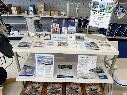 Marine Supply Store «West Marine», reviews and photos, 4141 S 76th St, Greenfield, WI 53220, USA