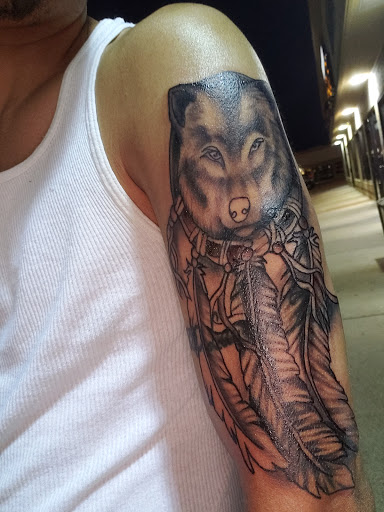 Tattoo Shop «Mafia Ink Tattoo Studio», reviews and photos, 8187 University Ave NE, Spring Lake Park, MN 55432, USA