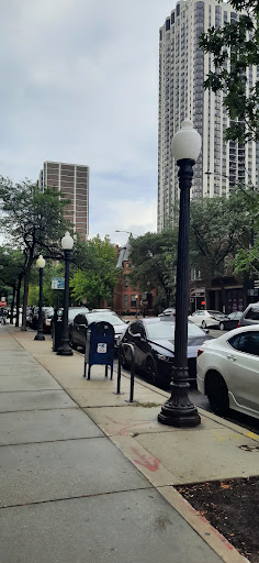 Shopping Mall «Pipers Alley Mall», reviews and photos, 210 W North Ave, Chicago, IL 60610, USA