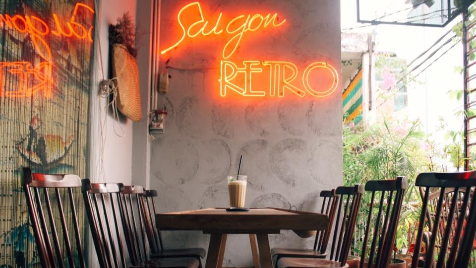 Tiệm Cafe Saigon Retro