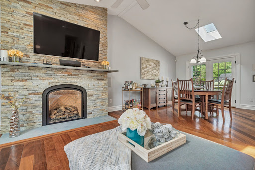 Real Estate Agency «Seabury Hill Realtors», reviews and photos, 233 Wooster St, New Haven, CT 06511, USA