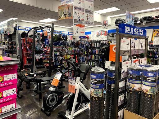 Sporting Goods Store «Big 5 Sporting Goods», reviews and photos, 18621 Main St, Huntington Beach, CA 92648, USA