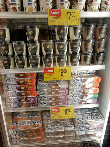 Grocery Store «Jewel-Osco», reviews and photos, 2540 US-30, Oswego, IL 60543, USA