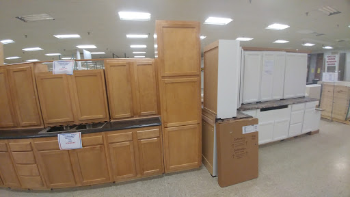 Kitchen Remodeler «Pease Warehouse & Kitchen Showroom», reviews and photos, 1780 S Erie Blvd, Hamilton, OH 45011, USA