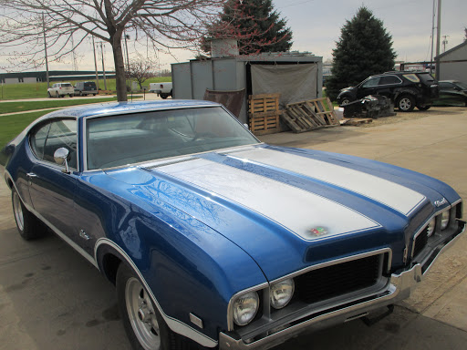 Auto Body Shop «Country Auto Inc», reviews and photos, 1501 Chamber Ct, Anamosa, IA 52205, USA