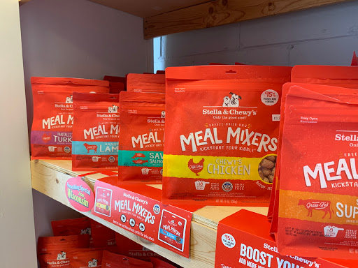 Pet Supply Store «K9 Kibble LLC», reviews and photos, 5535 6th Ave, Kenosha, WI 53140, USA