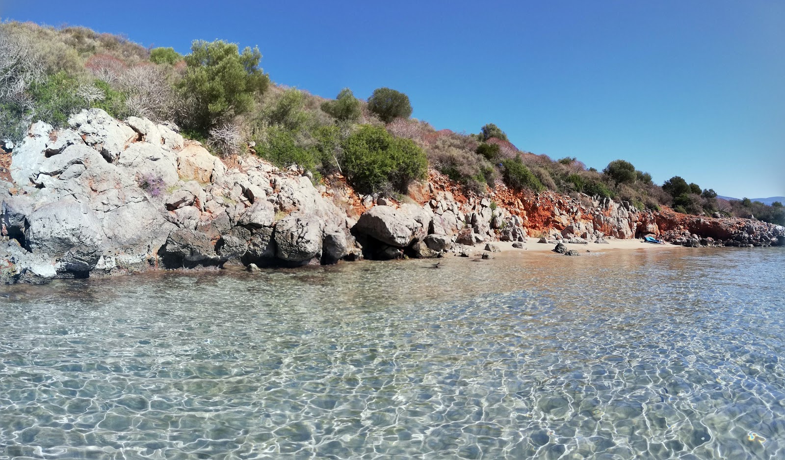 Foto von Asteri beach mit sehr sauber Sauberkeitsgrad