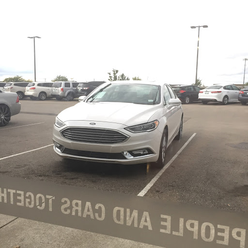 Used Car Dealer «DriveTime Used Cars», reviews and photos, 125 Monarch Ln, Miamisburg, OH 45342, USA