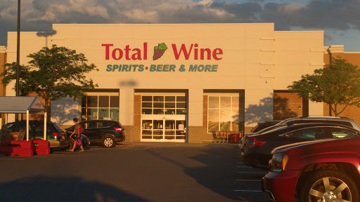 Wine Store «Total Wine & More», reviews and photos, 11 Mystic View Rd, Everett, MA 02149, USA