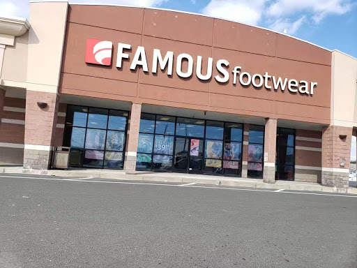 Famous Footwear, 31 Furlong Dr, Revere, MA 02151, USA, 