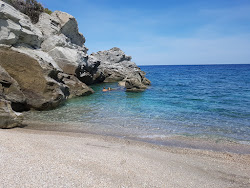 Kalamaki beach'in fotoğrafı doğal alan içinde bulunmaktadır