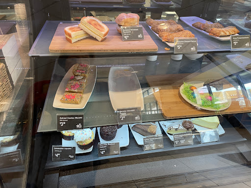 Barnes & Noble image