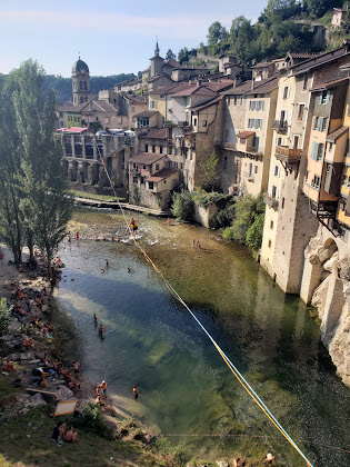 Photo Maison de vacances Mobilhome 4-6 personnes dans camping avec piscine et rivière 26190 Saint-Thomas-en-Royans