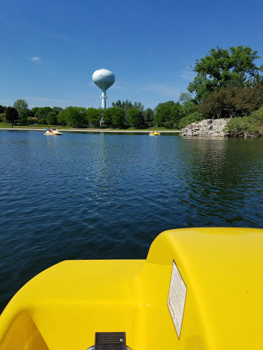 Golf Course «Twin Lakes Golf Course & Recreation Area», reviews and photos, 1200 E Lake Dr, Palatine, IL 60074, USA