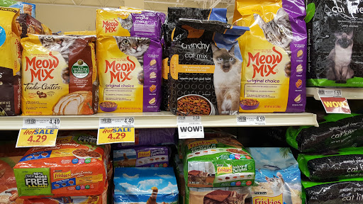 Grocery Store «Food Lion», reviews and photos, 1200 Beaver Brook Plz, New Castle, DE 19720, USA