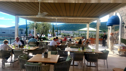 Kiki,s Lustica Bay - Lustica Bay Promenade, 85323, Montenegro