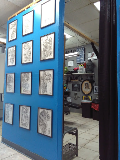 Explore toothless tattoo ideas, creative tattoo ideas in Bradenton, available at Memory Lane Tattoo Co.