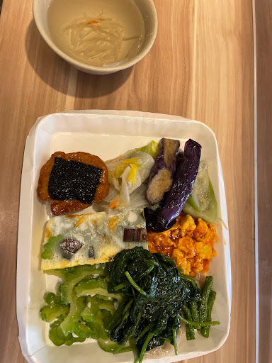 全美素食自助餐 的照片