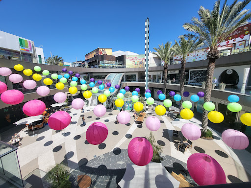 Shopping Mall «Third Street Promenade», reviews and photos, 1351 3rd Street Promenade #201, Santa Monica, CA 90401, USA