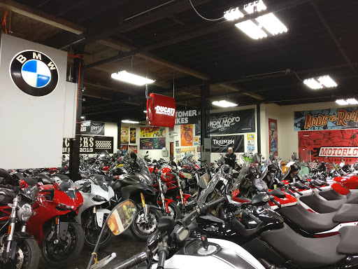 Tiendas de motos en Chicago