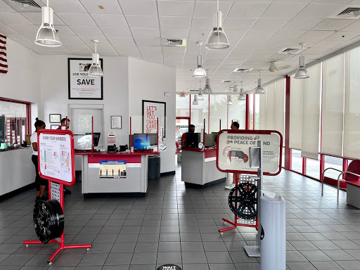 Tire Shop «Discount Tire Store - Loganville, GA», reviews and photos, 360 Athens Hwy, Loganville, GA 30052, USA