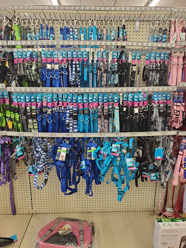 Pet Supply Store «Pet Supplies Plus», reviews and photos, 887 N Lexington-Springmill Rd, Mansfield, OH 44906, USA