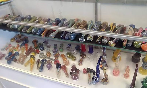 Tobacco Shop «Inferno Smoke Shop», reviews and photos, 2110 Mariner Blvd, Spring Hill, FL 34609, USA